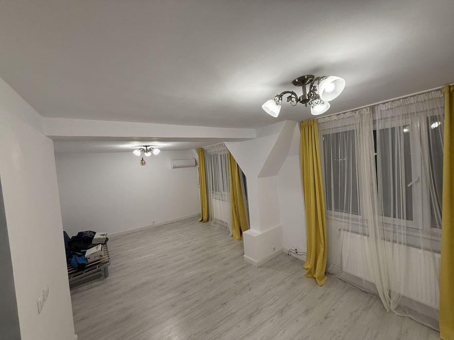 Dau in chirie apartament 3 camere, Calea Aradului