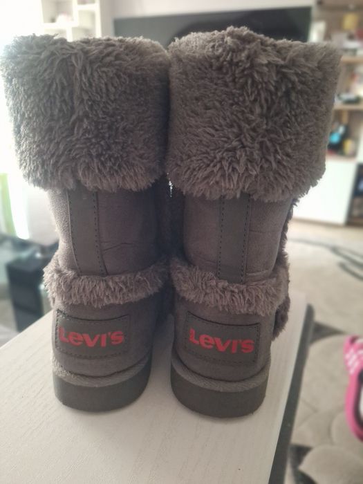 Ботуши LEVIS 35номер