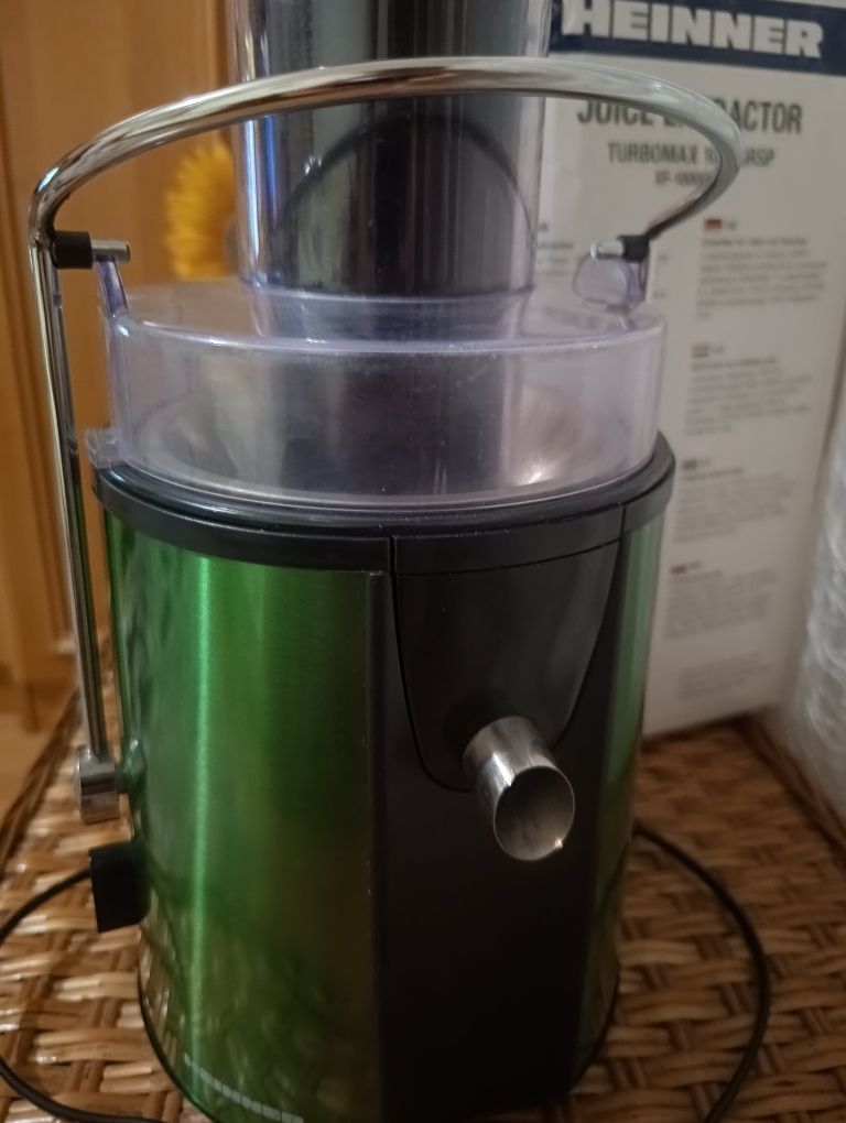 Storcator de fructe si legume Heinner XF-1000GRSP, 1000 W