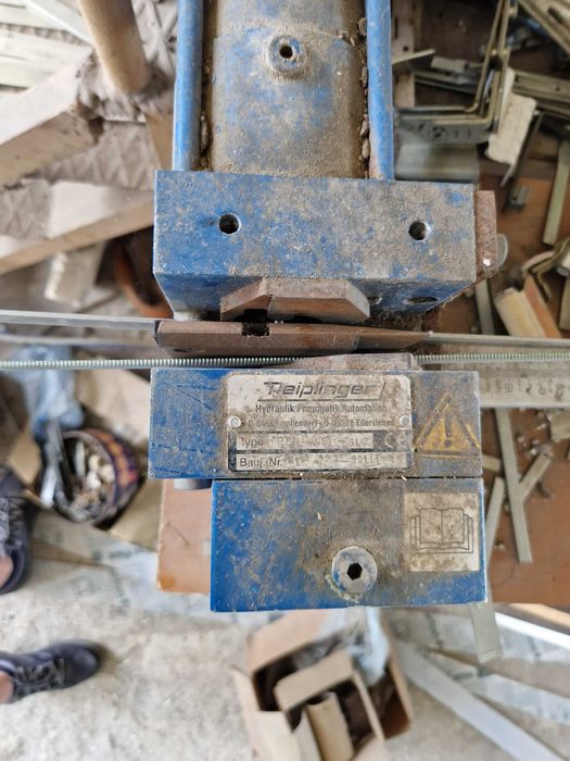 Машини за производство на дограма