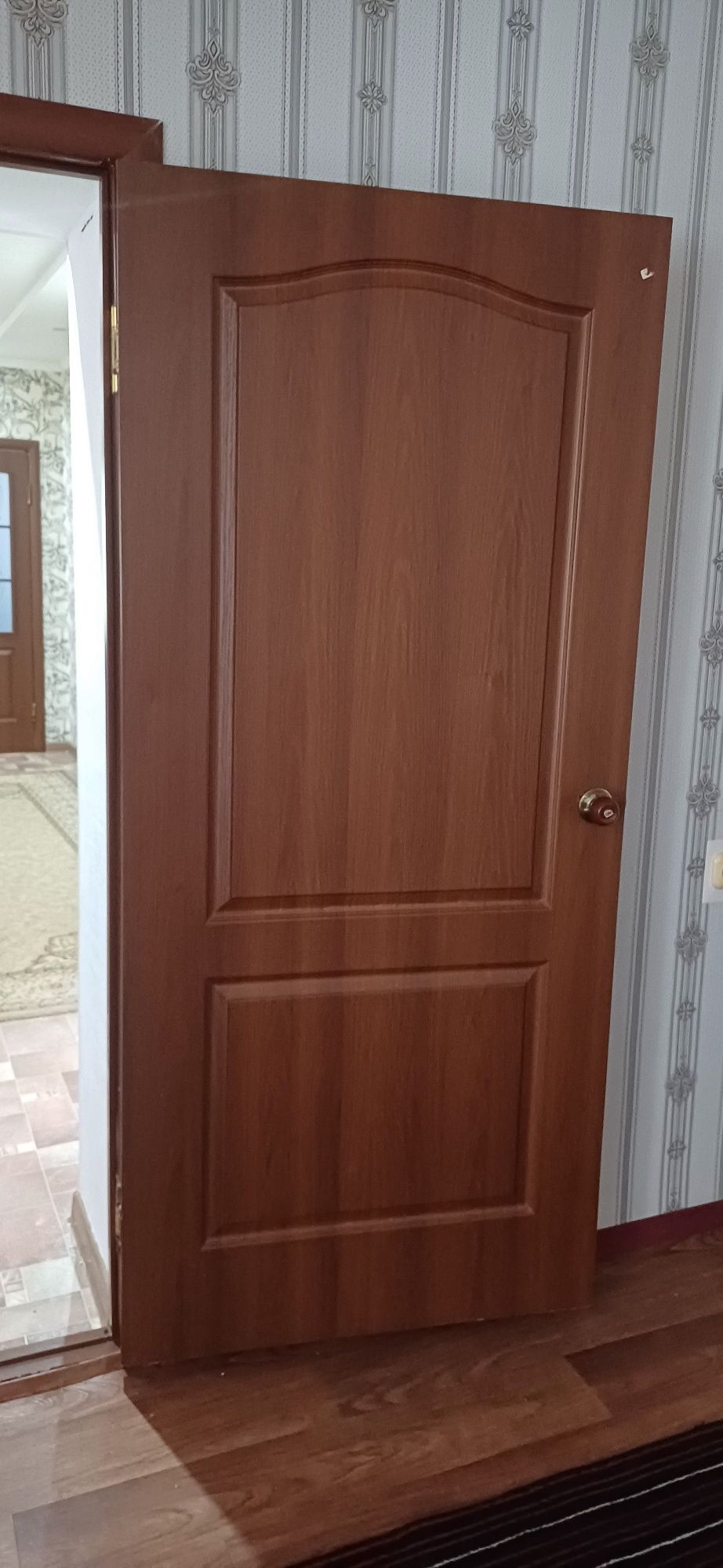 Продаётся двери б/у