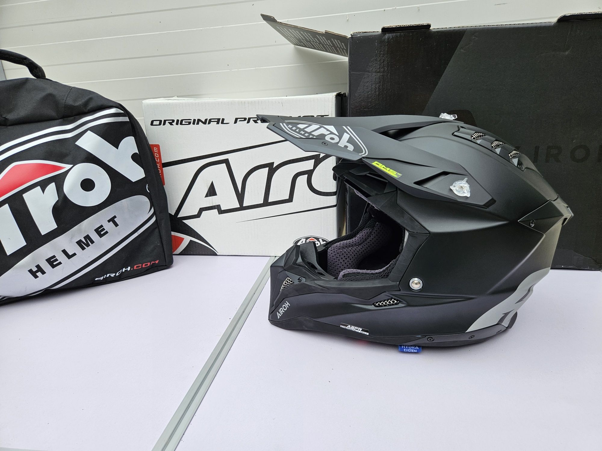 Airoh Aviator 3 размер S