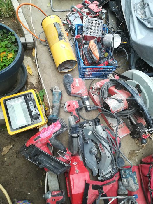 Electrice scule diferite