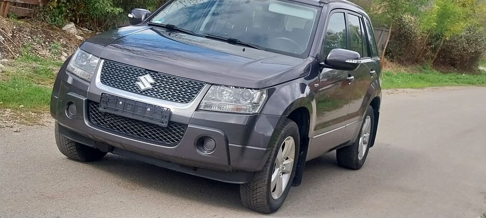 Suzuki grand vitara Diesel 4×4 Euro 5, 1900cm.