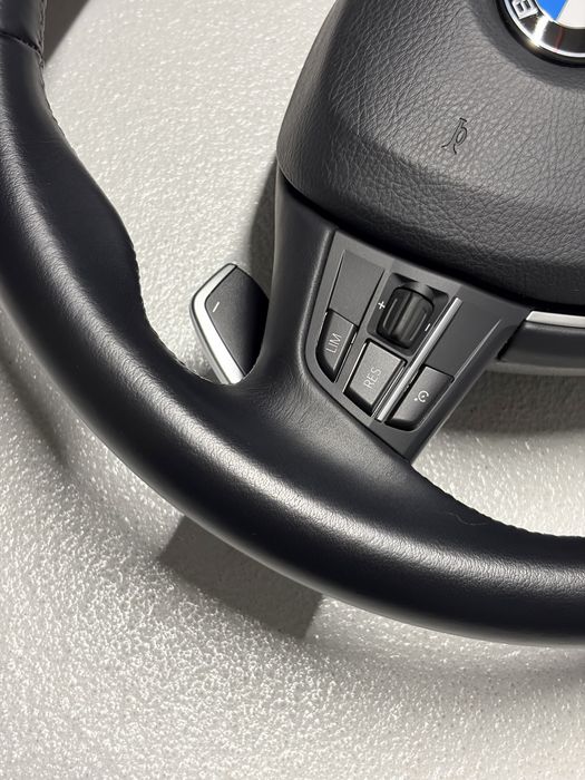 Volan sport complet BMW Seria 5 6 7 F01 F06 F07 F10 F11 F12 F13