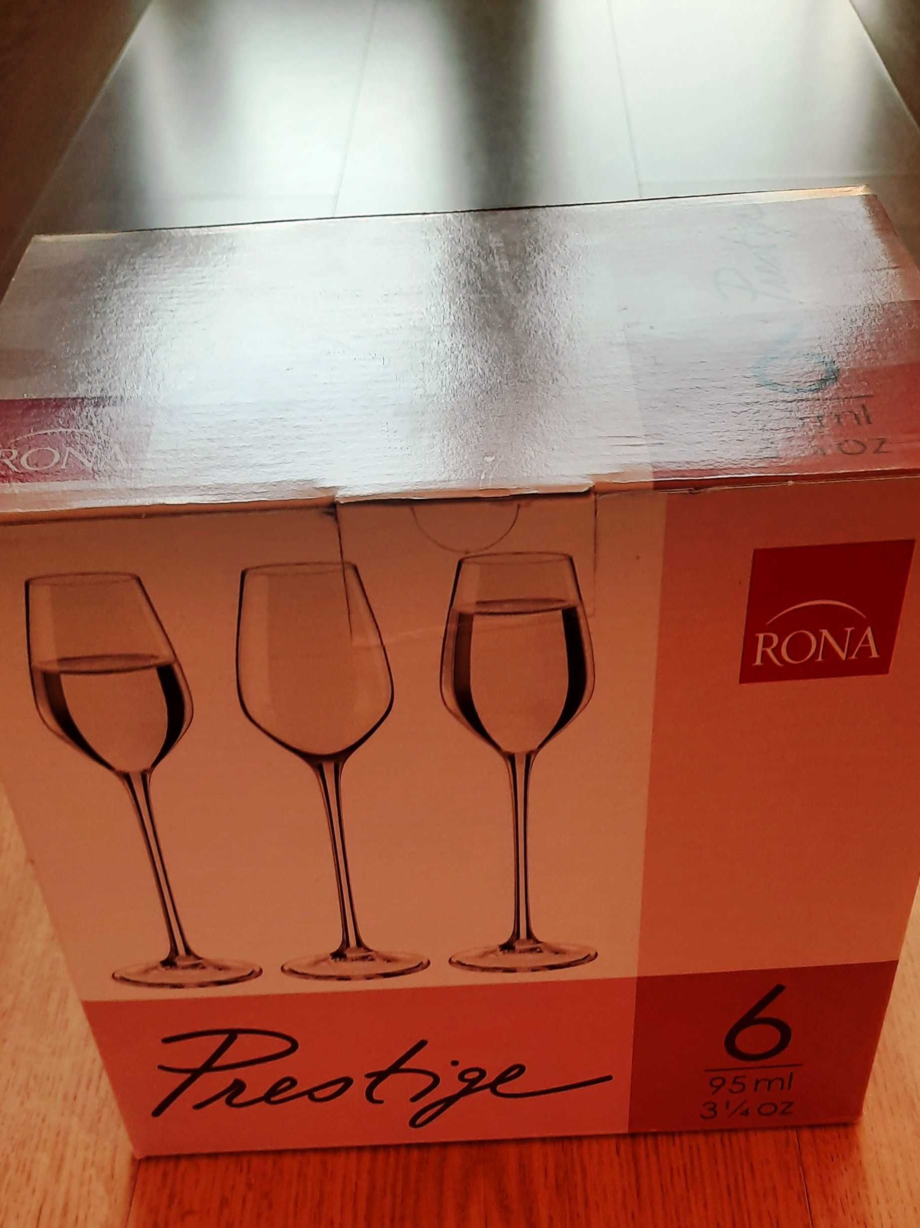 Чисто нов комплект 6бр чаши за ракия Rona 95ml Словакия