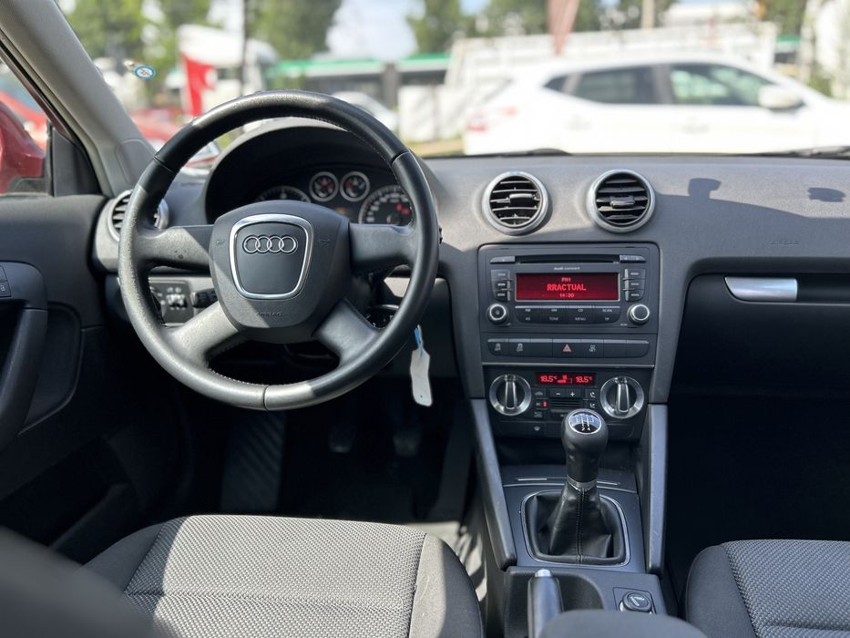Audi A3 Elegance 1.6tdi euro 5, Clima, Rate fara Avans, Garantie 1 an!