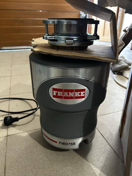 Tocator chiuveta resturi alimentare Franke