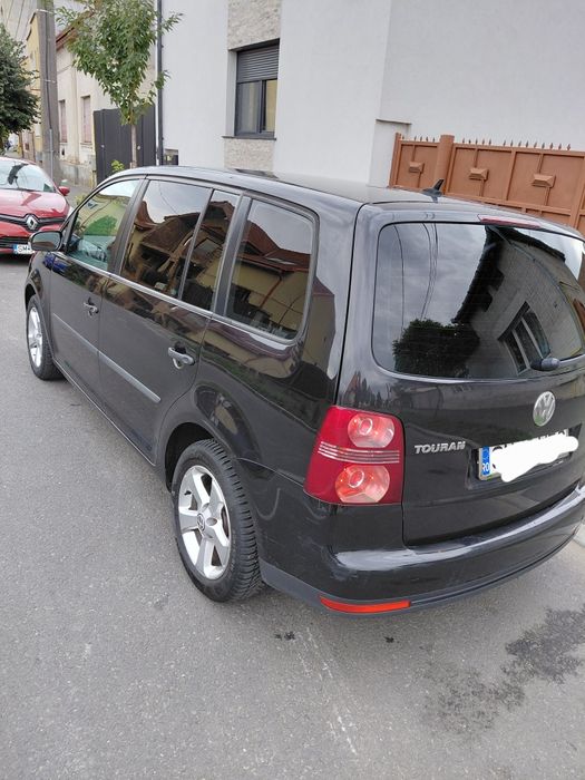 Vând Wolsvagen touran