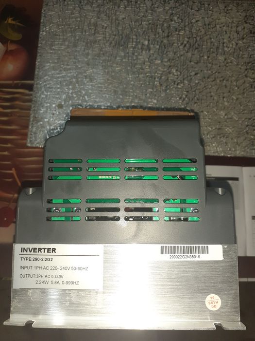 Inverter frecventa 220v/380v