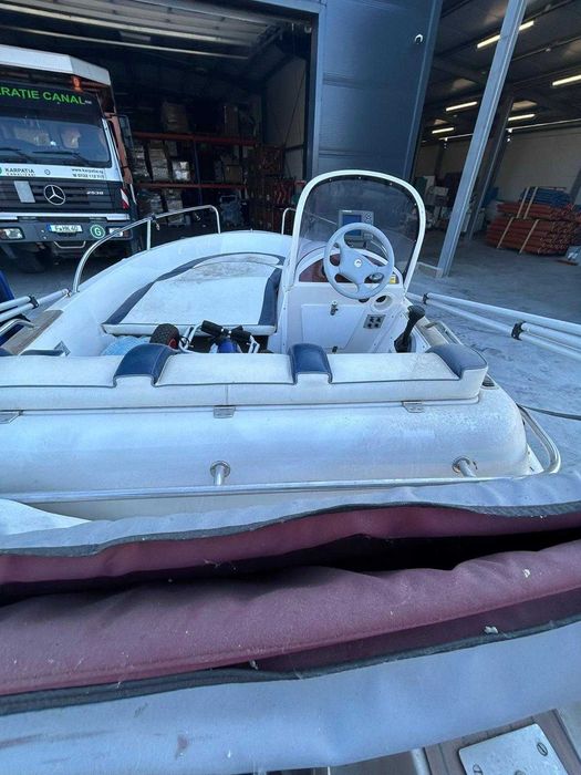 Șalupă Quicksilver Commander 425 + barcă gonflabilă Talamex