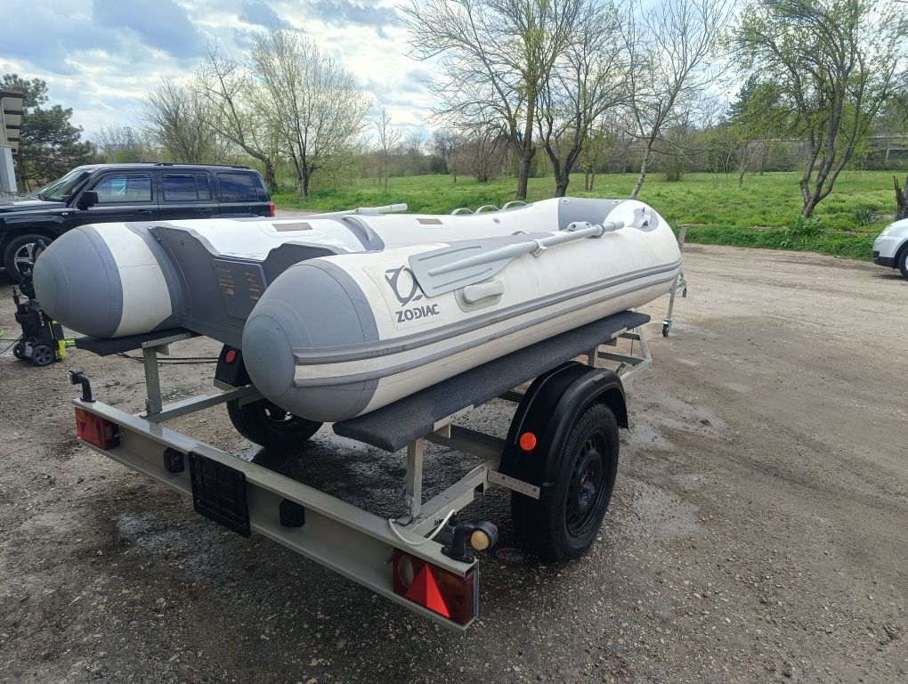Надуваема лодка zodiac cadet alu 350