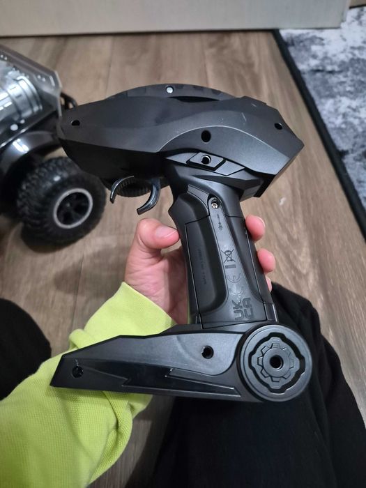 Кола с дистанционно