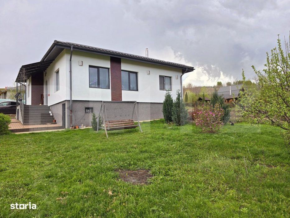 Casa la cheie cu teren de 1650 mp, Salicea