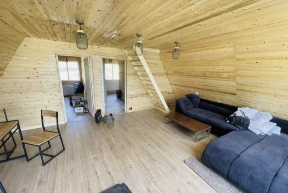 Vand cabane pe structura din lemn