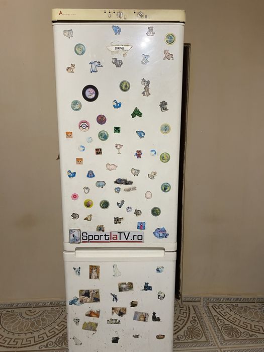 Vand frigder cu 2 motore in stare foarte buna