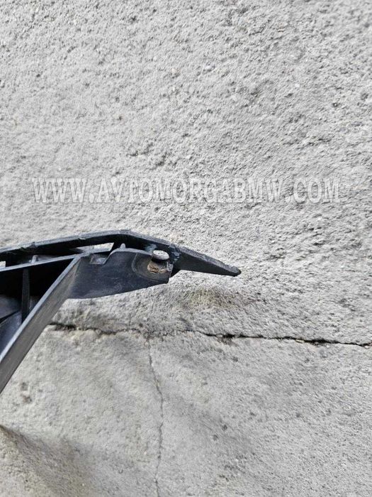 Водач за фар бмв е81 е87 държач bmw e81 E87