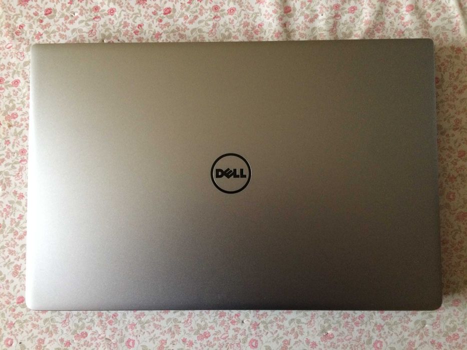 Dell XPS 13 9350 P54G 13.3