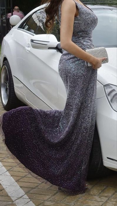 Официална бална рокля