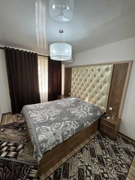 Сдаётся 2- комнатная квартира на Яшнабадском 827*