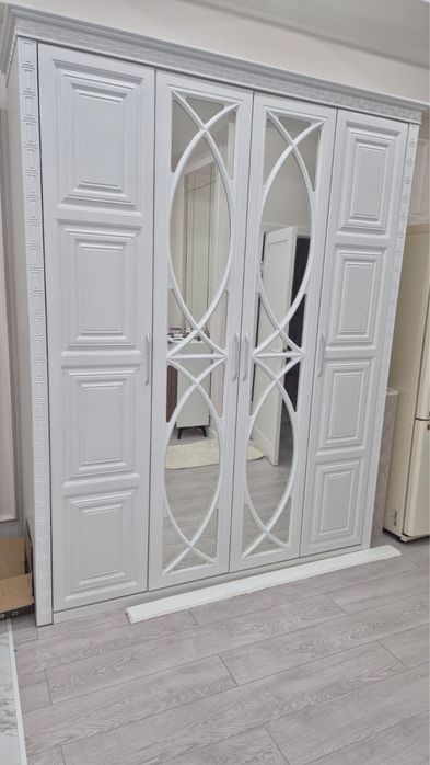 Шкаф шифоньер б/у