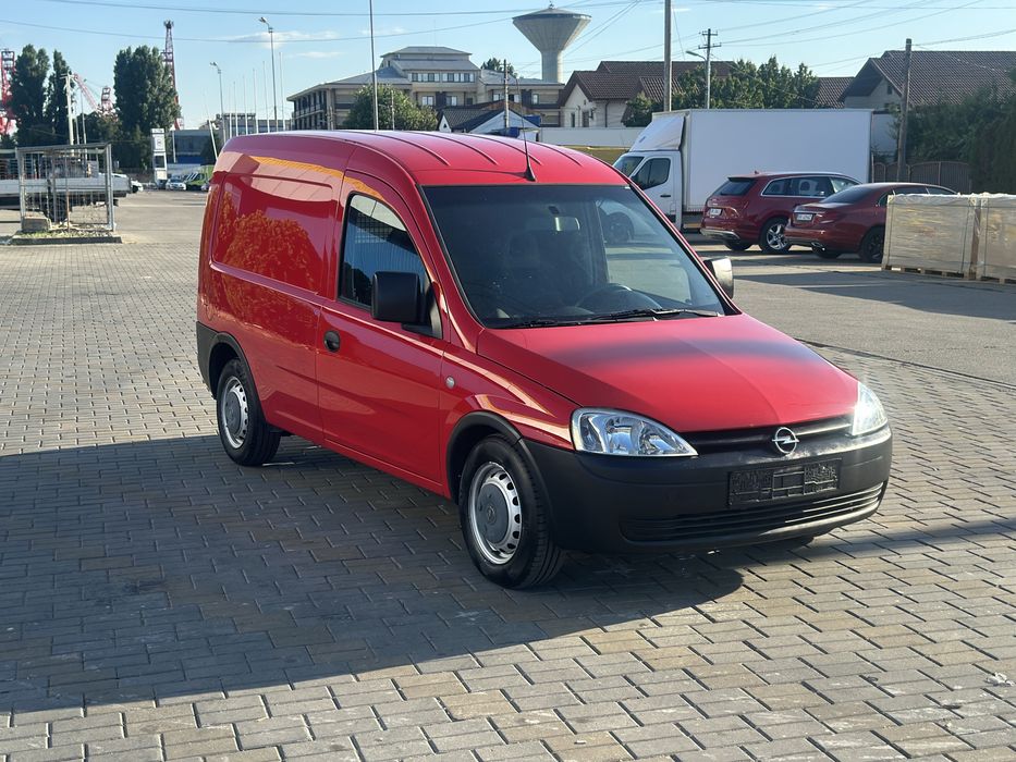 Vand Opel Combo 1.3 cdti 90 cp,12.2010,162000 km reali,ac functional