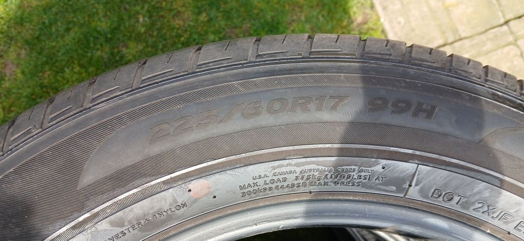 Vînd Anvelope Hankook 225 60 R17 de vară