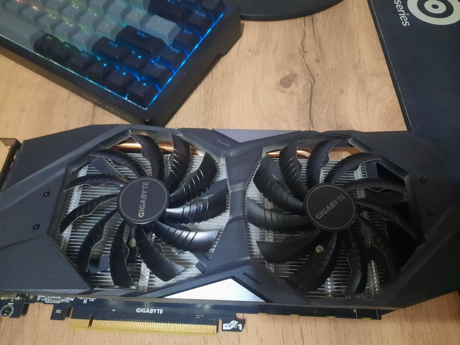 Продается 1660ti gigabyte 8gb на 2 винта