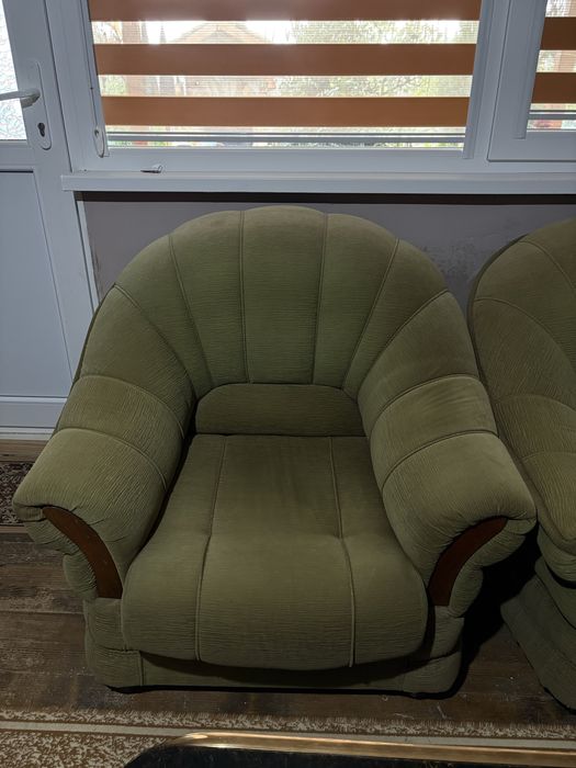 Целият комплект + маса