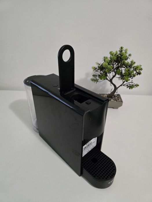 Кафемашина Nespresso Krups Essenza Mini XN1108