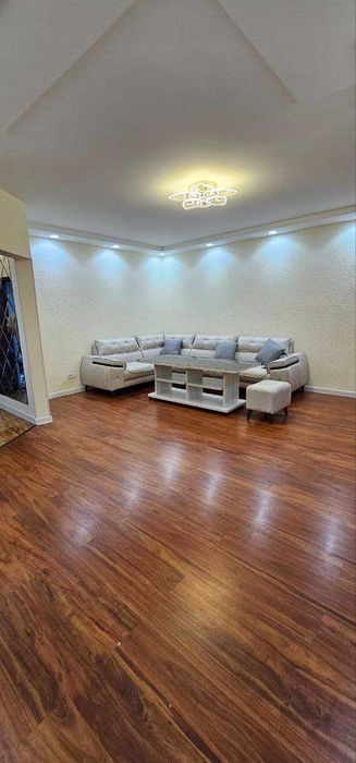 Сдается 3х комнатная квартира на улице Садыка Азимова