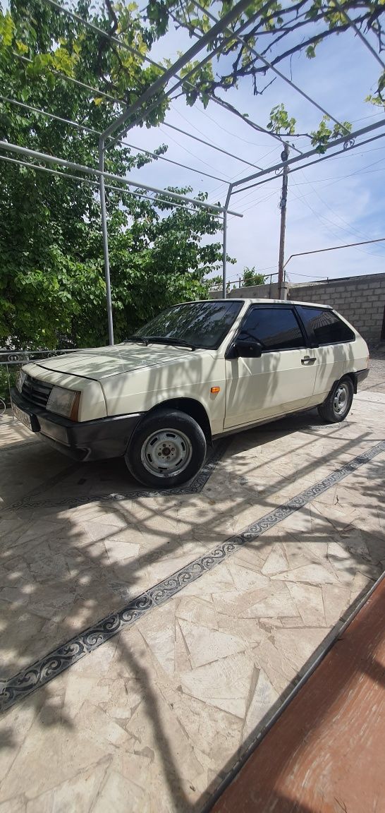 Lada   Vaz  21 08