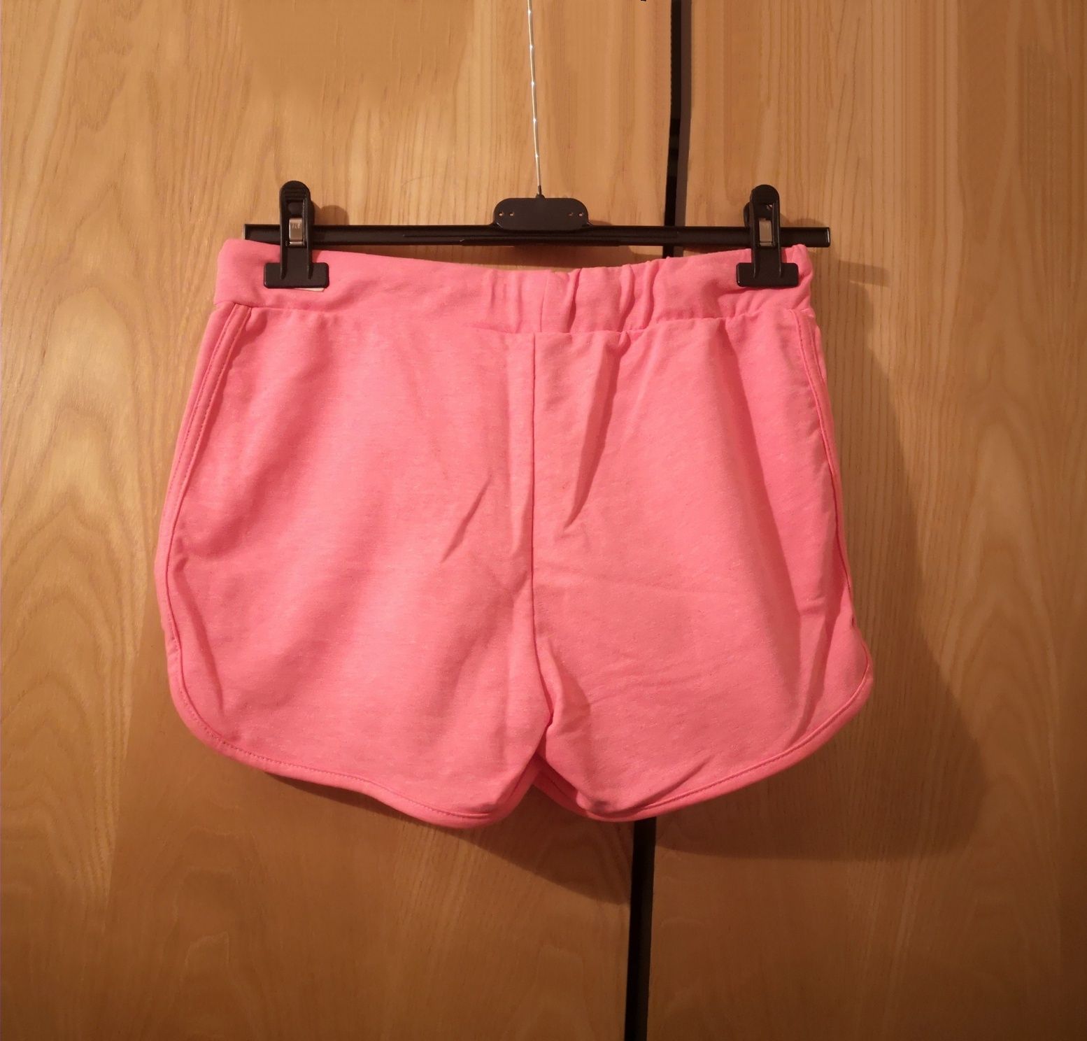 Нови къси панталонки S размер дамски розови бежови сини хаки