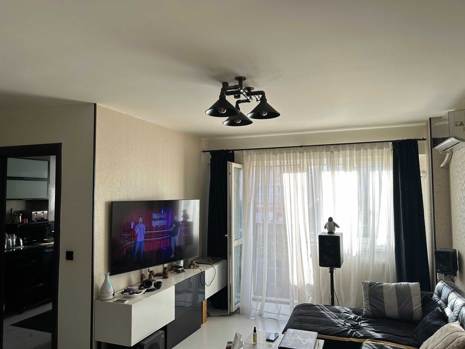 Black Friday - De Vanzare apartament 3 camere utilat de la proprietar