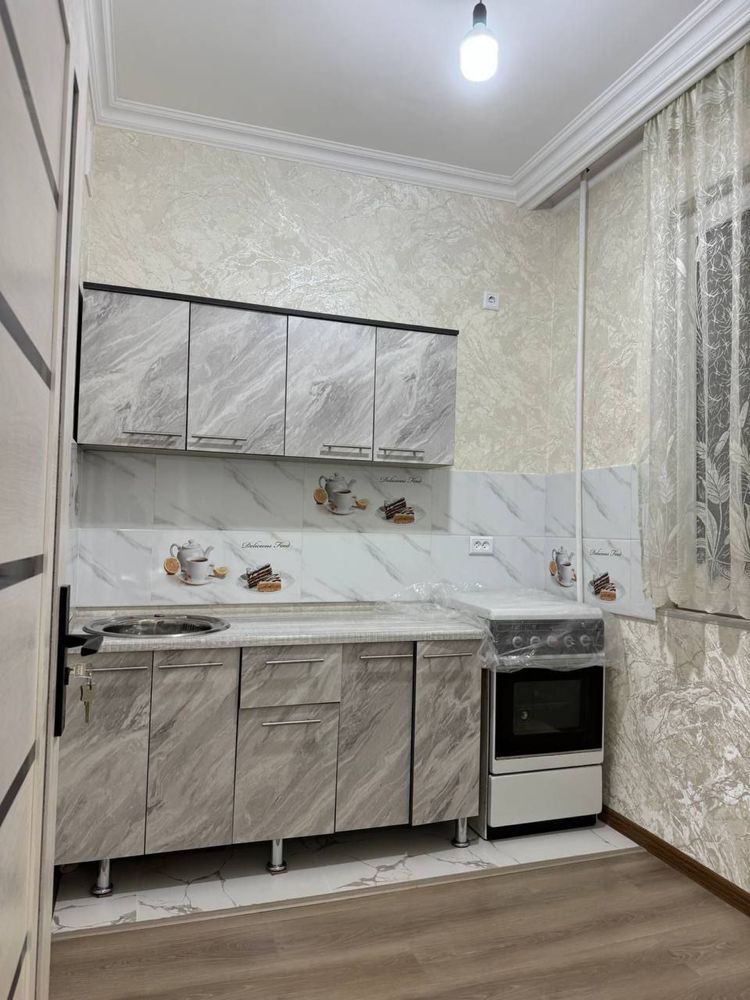 N-223 Феруза массив ! Продается квартира 1/3/4 балкон 1.5*3