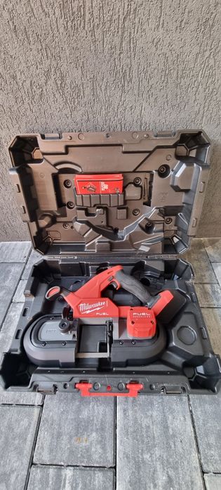 Fierastrau Cu Banda Milwaukee M18 FBS 85 Nou