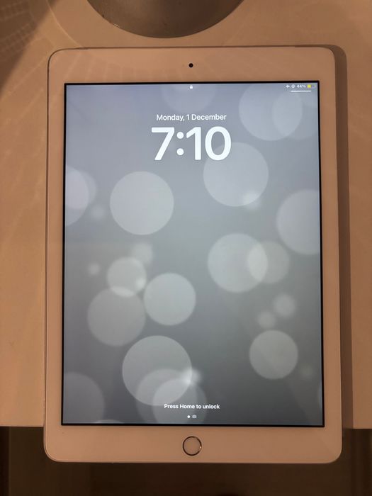 Ipad 6-th Generation