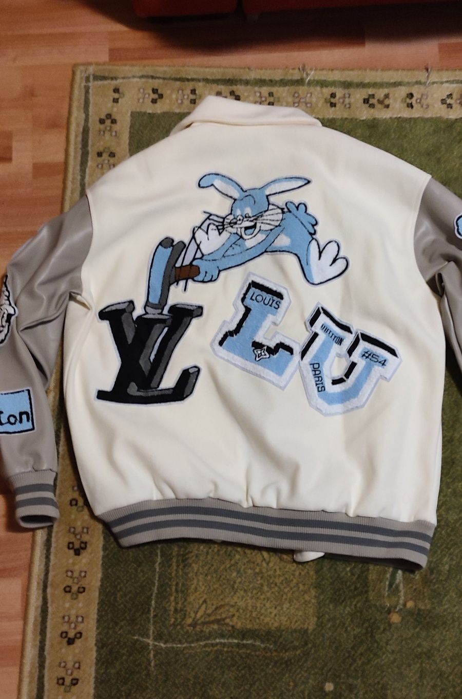 Promotie Geaca Jacheta LOUIS VUITTON L si XL maneci piele model nou