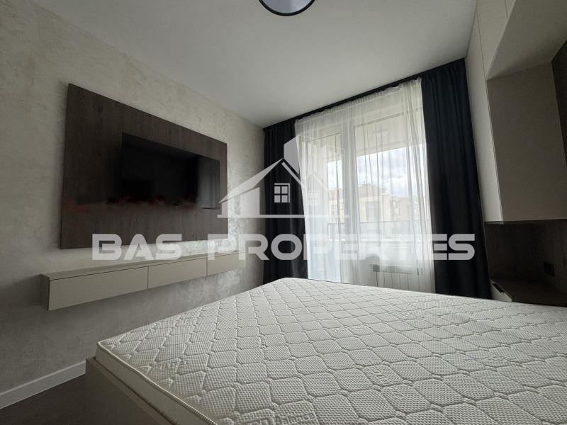 Продава се Двустаен апартамент в София, Малинова долина - 63 кв.м за 3493 €/кв.м - Снимка #7