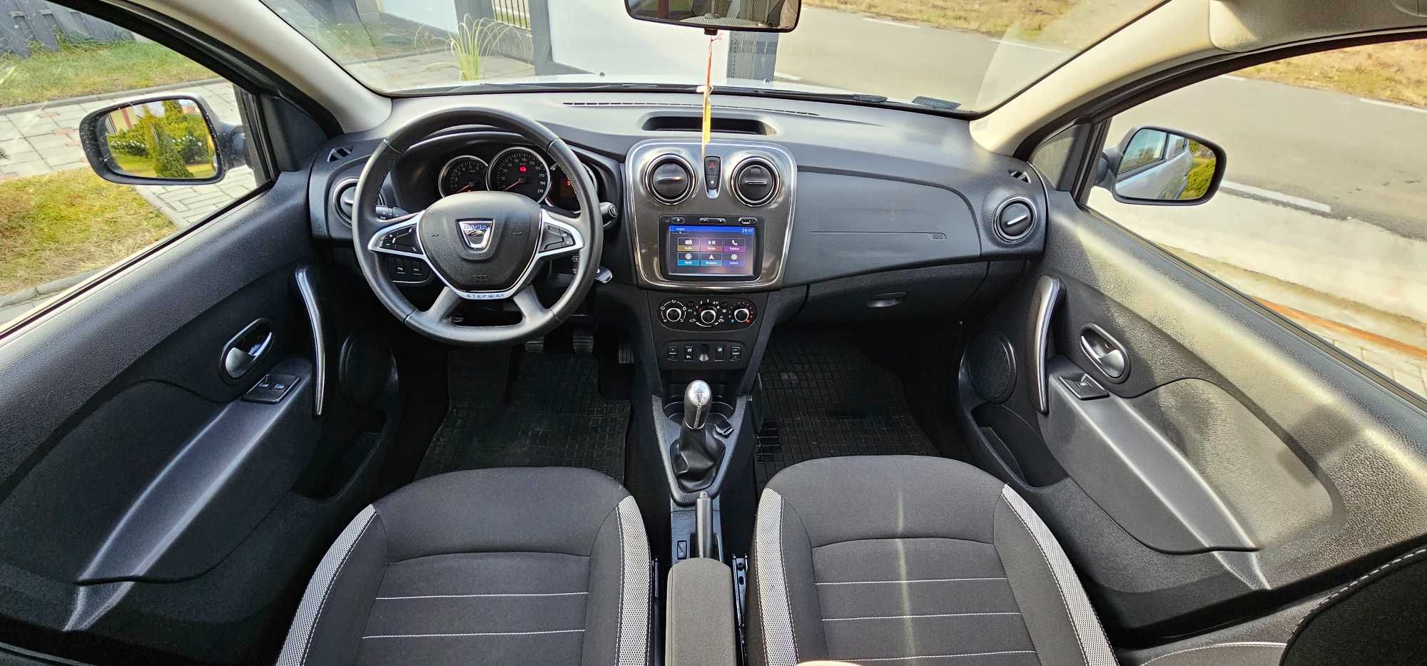 Dacia Sandero Stepway 0.9tce 90cai benzina Euro 6