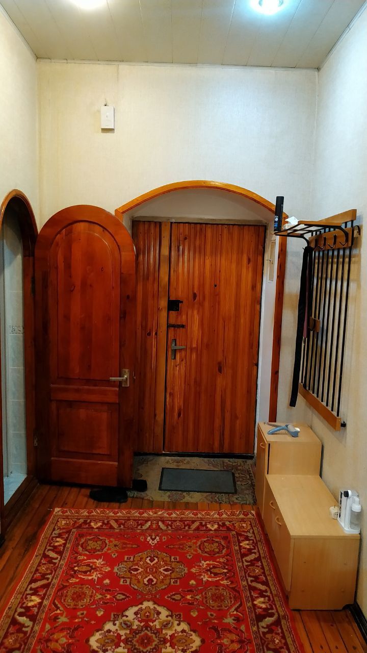 Продам 2 комнатную,Парк Бабура,Ракат махалля