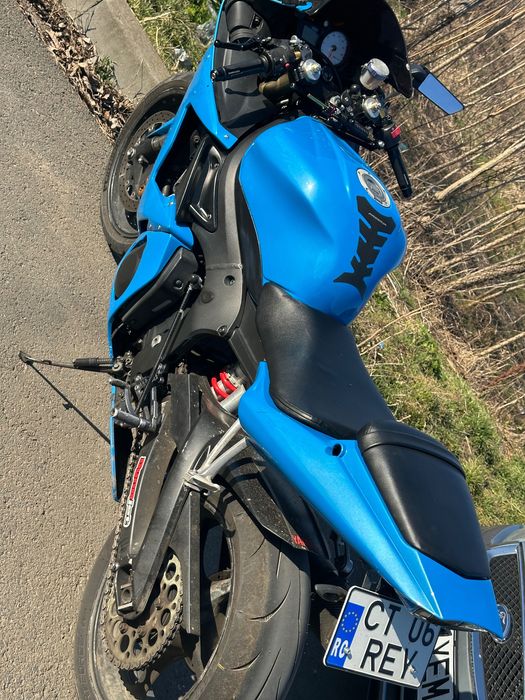 Vând motor Yamaha