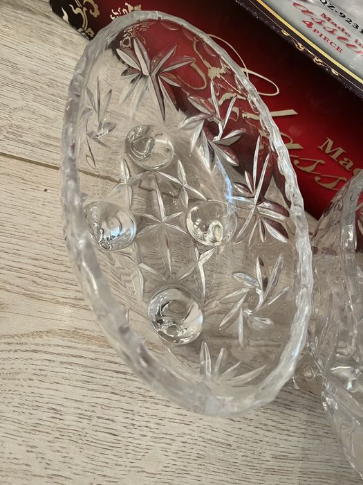 Салатница в виде лодочек