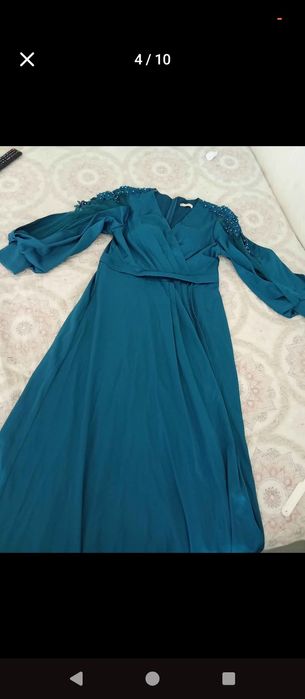 Официални рокли.