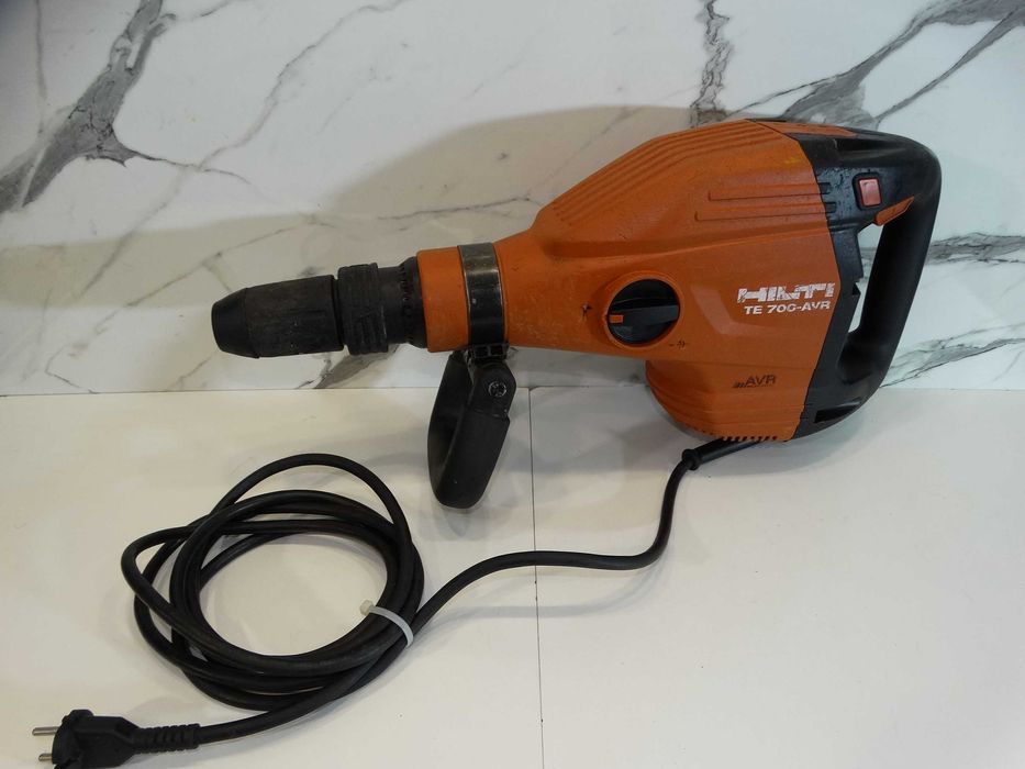 2022 - Hilti TE 700 AVR - Чист къртач 11.5 J