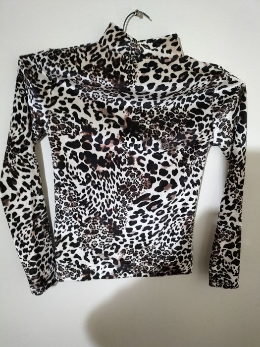 Bluziță leopard.