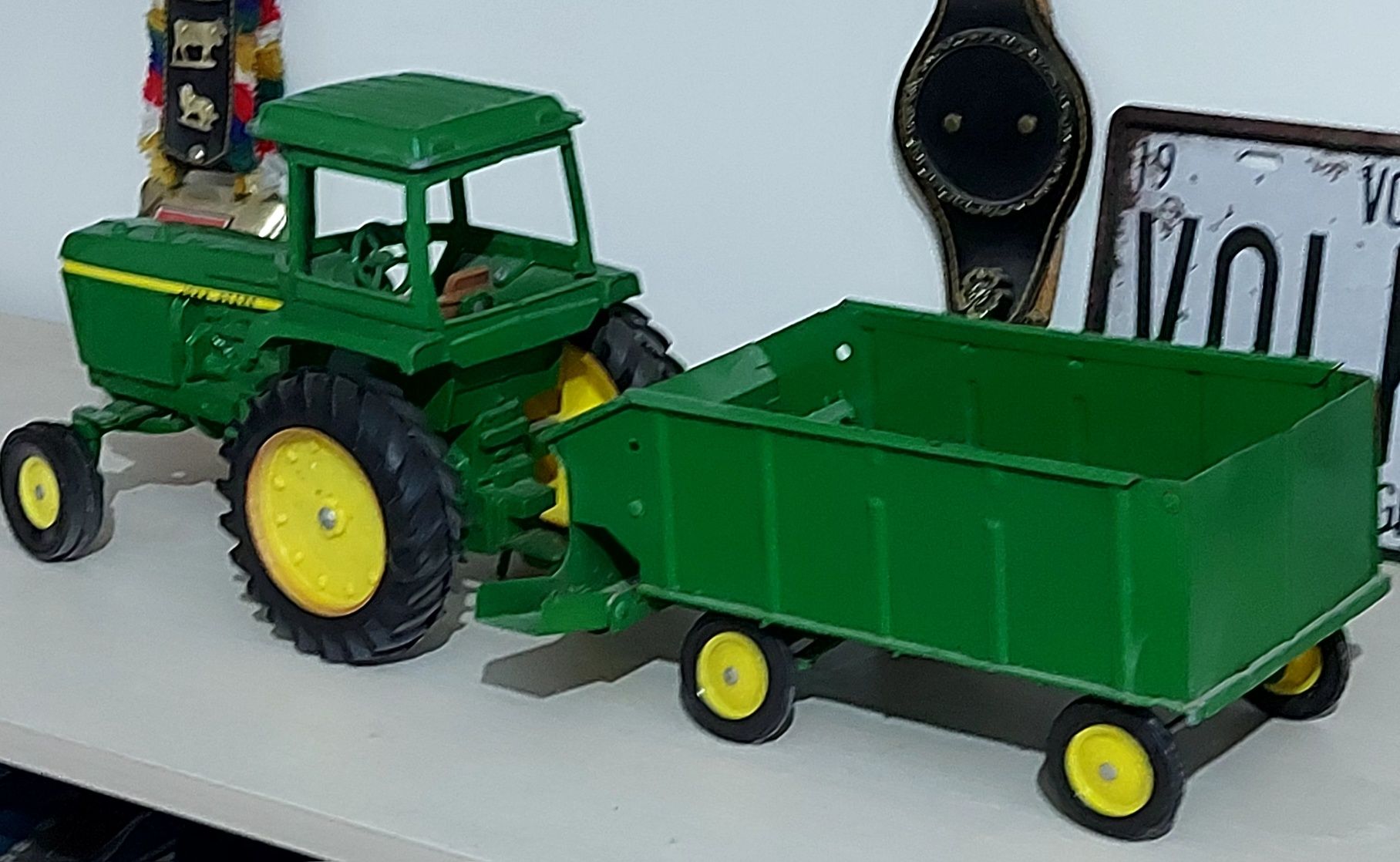 Tractor cu remorcă de colecție ERTL