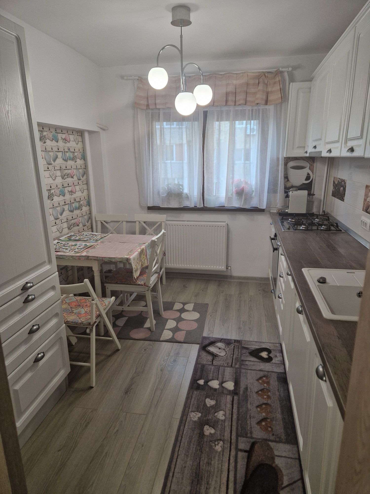 Apartament 3 camere renovat total, primul bloc Brancoveanu Oltenitei