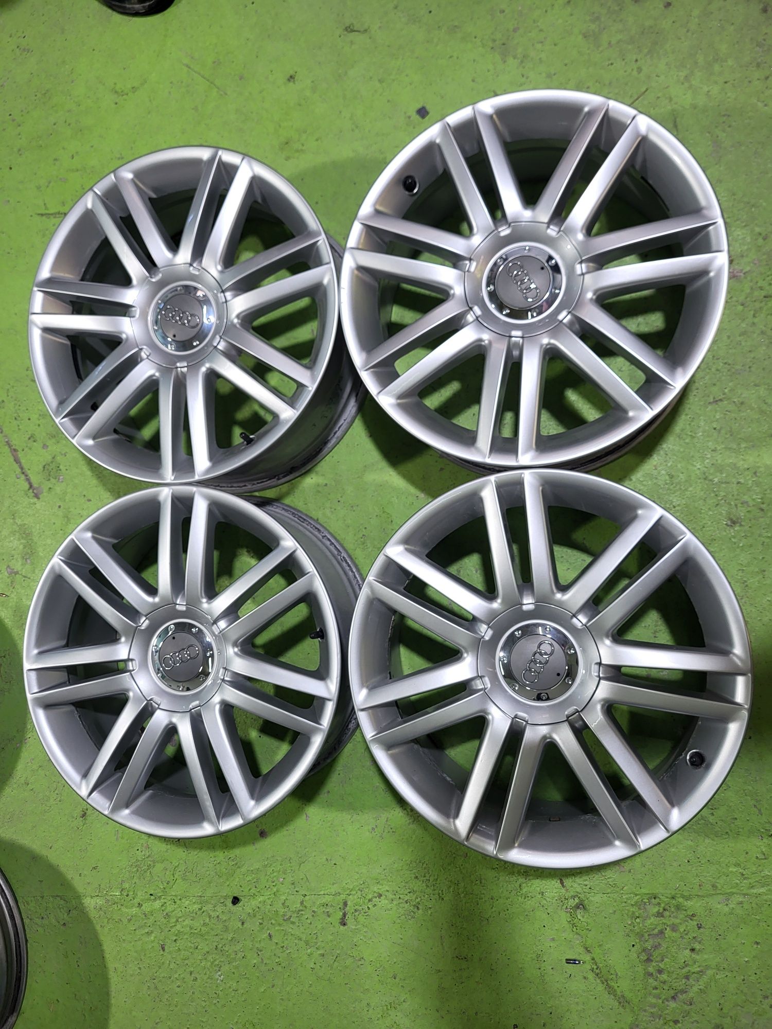 18 5x112 Audi A6 4f A4 A3 Vw 5х112