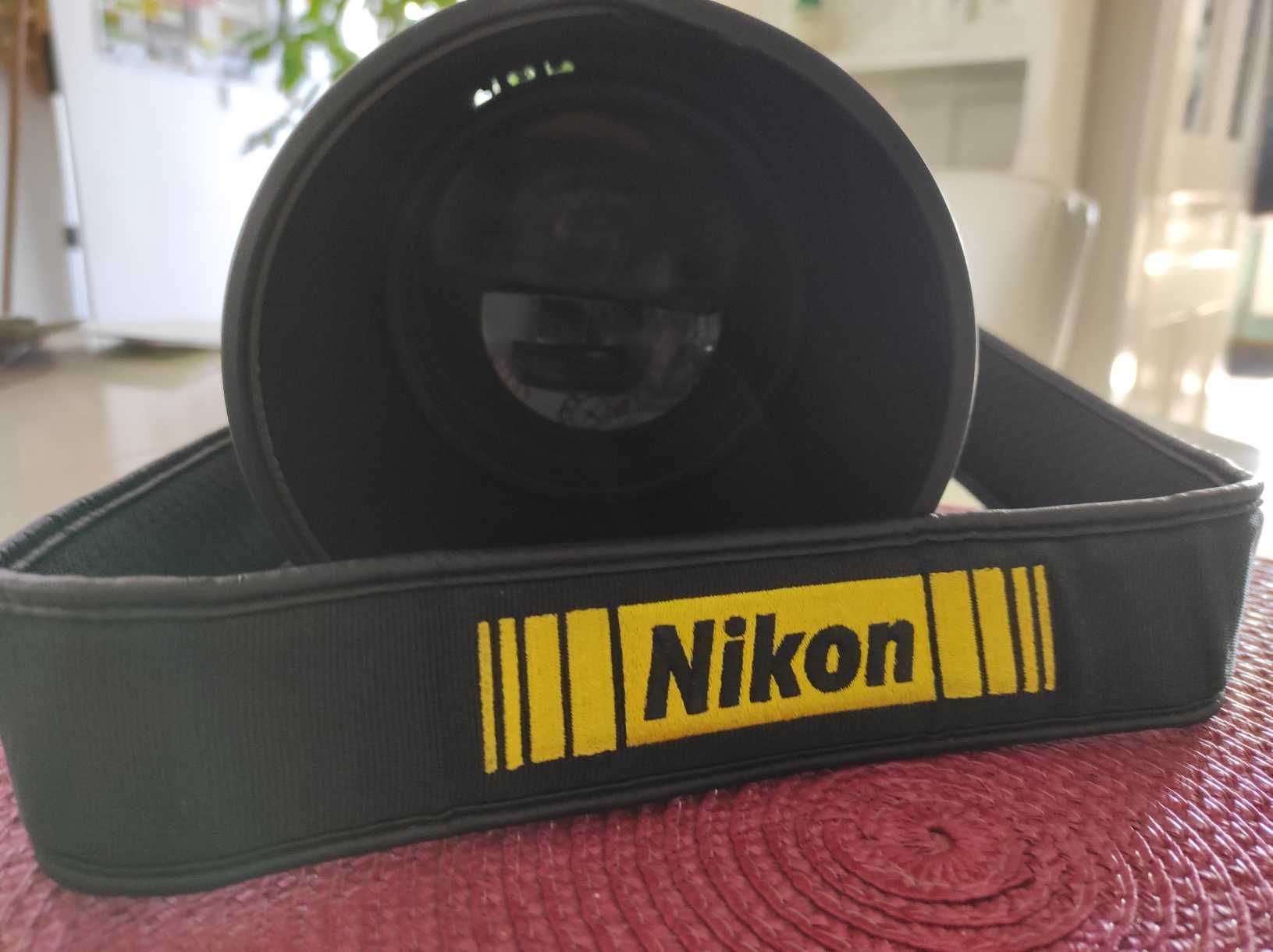 vind Obiectiv Nikon300, nou 25000 lei